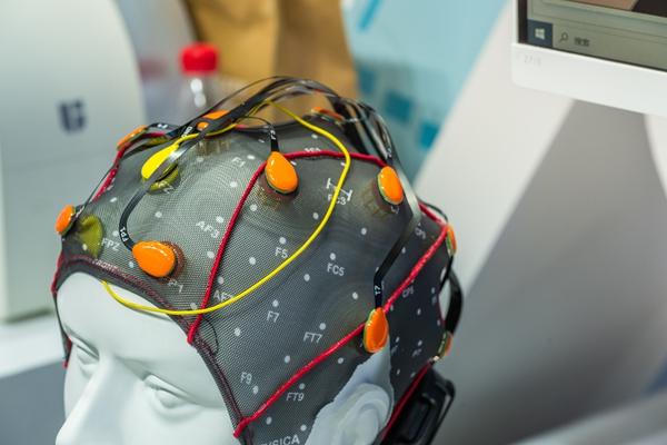 接口技术2.jpg 接口技术2.jpg