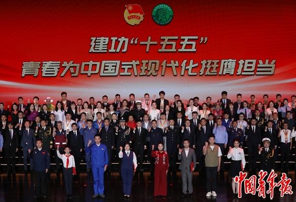 4fa313d5-e4ed-4f98-b33e-b721e37804ca.jpg