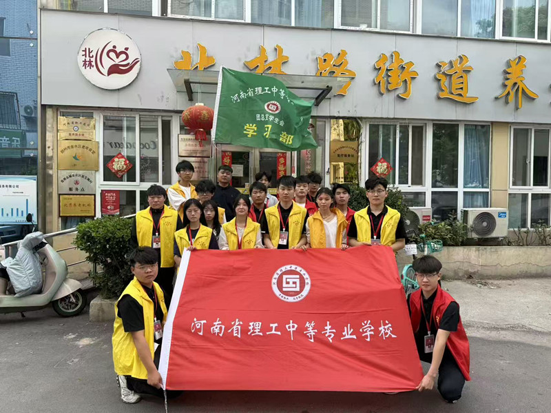 a64f559aca4c8225b548e9bf0bd8aa40.jpg